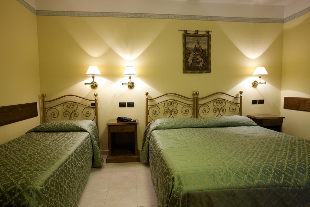 Campiglione Hotel Assisi Kamer foto