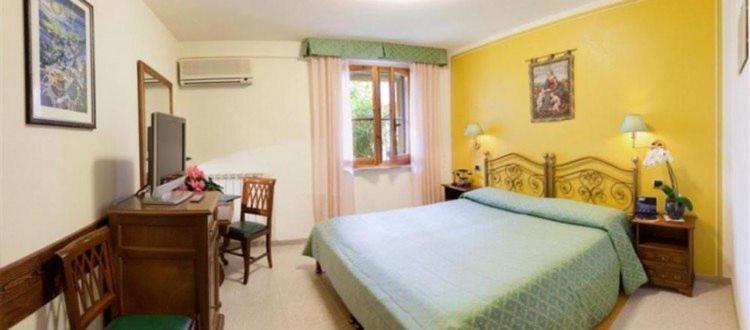 Campiglione Hotel Assisi Buitenkant foto