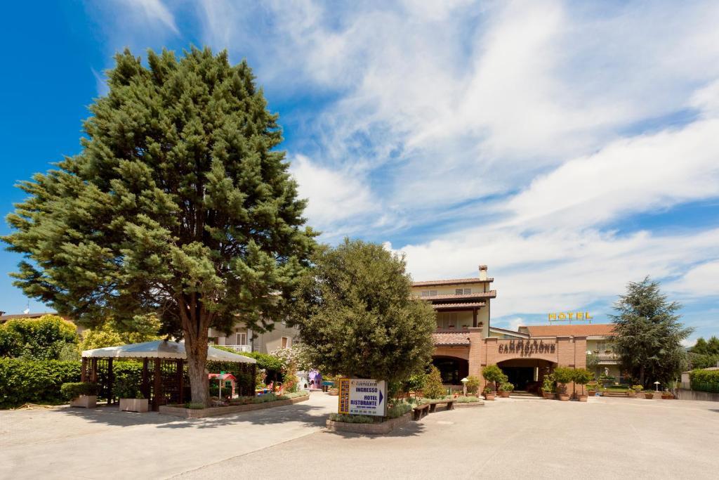 Campiglione Hotel Assisi Buitenkant foto